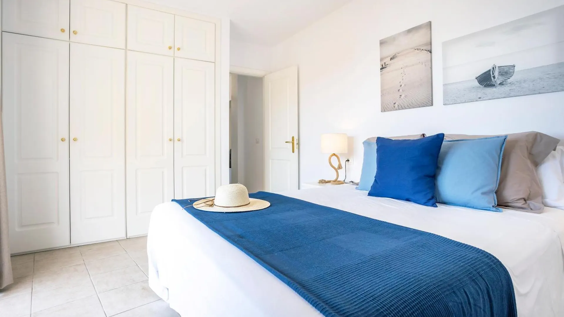 Blue Garden - Cozy Apartment With Atlantic Views プエルト・デ・サンティアゴ
